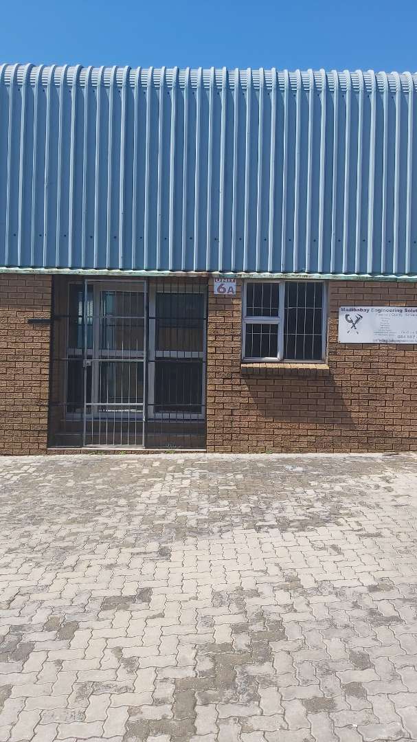 To Let commercial Property for Rent in Sidwell Eastern Cape